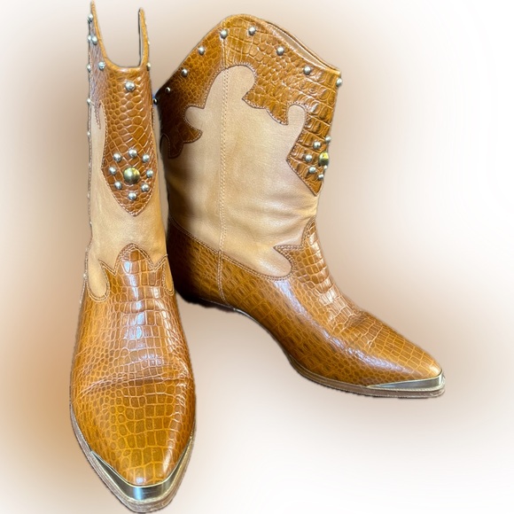 1980s Vintage 9 West leather studded Cowgirl boots. Size 6.5 - Picture 3 of 10